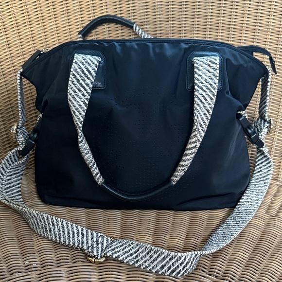 Tory Burch Stylish Black and White Women's Bag - Picture 2 of 9